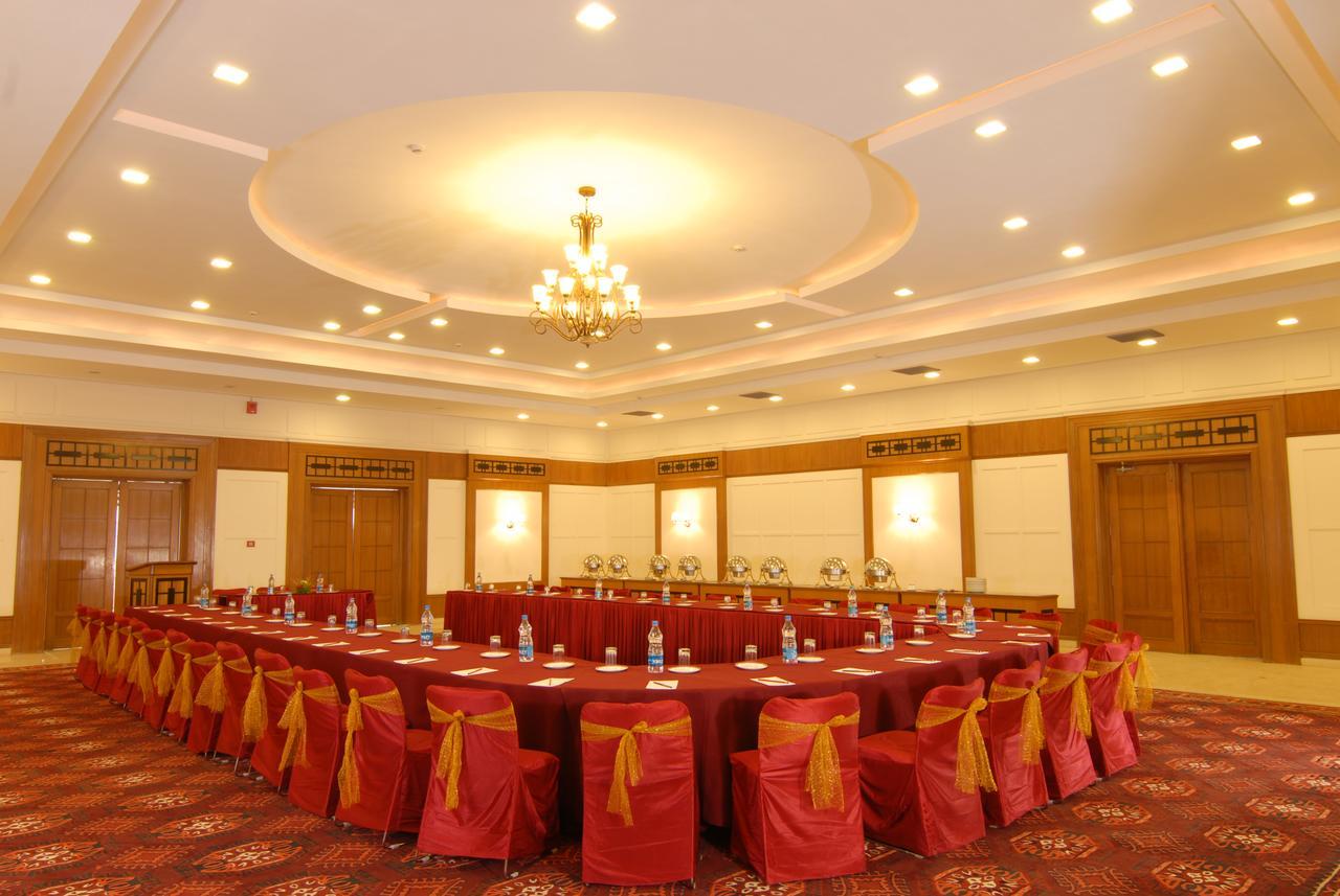 Chanakya Bnr Hotel 란치 외부 사진